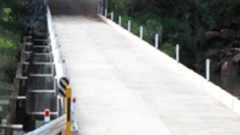 Koombooloomba Dam Bridge