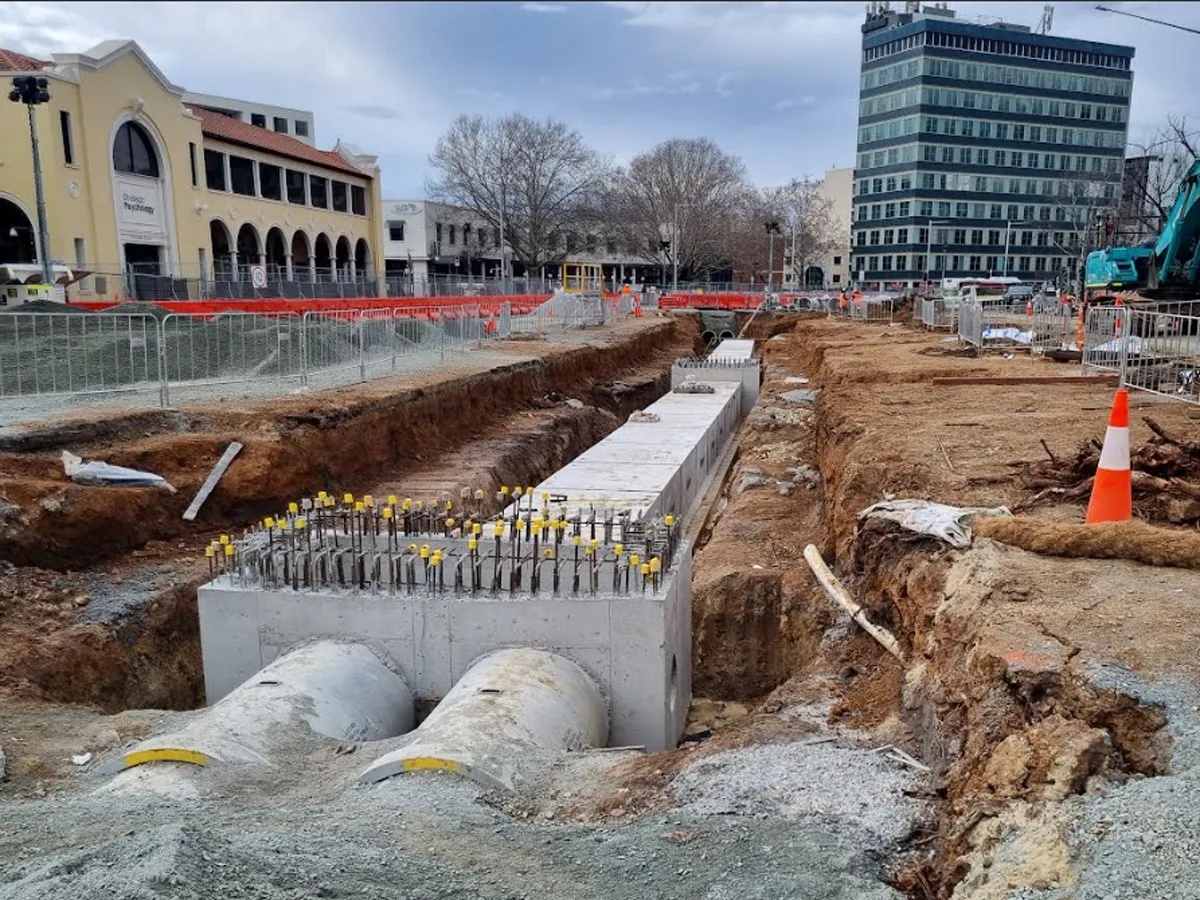canberra-light-rail-photo-3.png