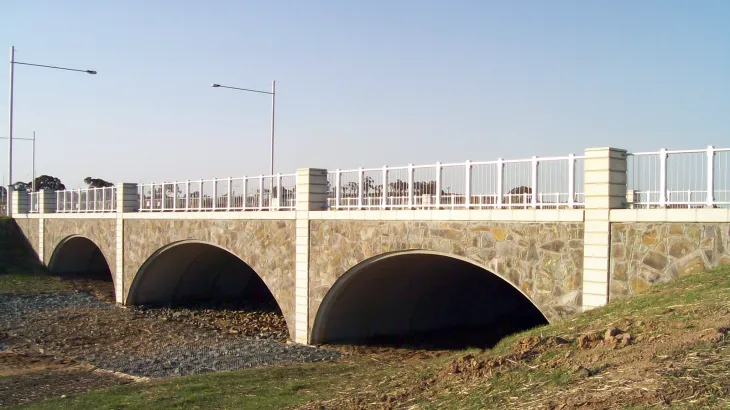 Triple cell one piece arch installation.